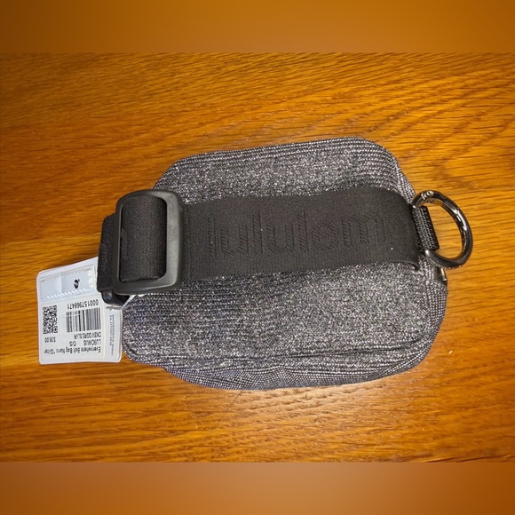 Lululemon Everywhere Belt Bag Nano Glitter Silver Mini Pouch Wristlet NWT - Picture 2 of 9